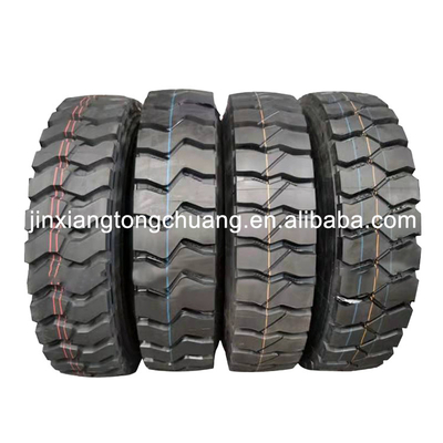 Balck Foton Aumark Pneus pesados adequados para caminhões camiões de descarga 8.25R20/6.5 com design