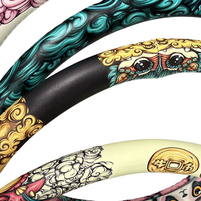 Melhore o interior do seu carro com -Chic PU Leather Steering Wheel Covers Custom Design